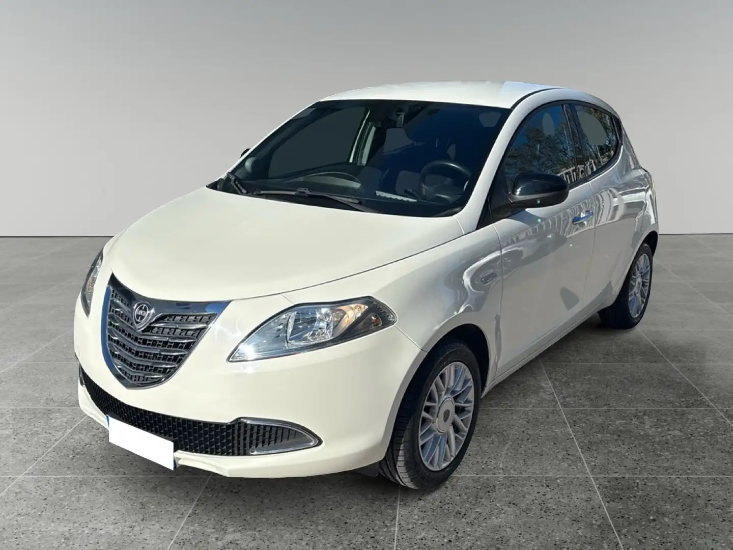 Lancia Ypsilon Ypsilon 1.3 MJT 16V 95 CV 5 porte S&S Gold Bianco - 1