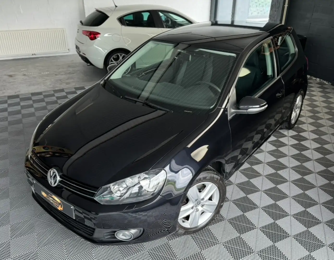 Volkswagen Golf 1.4TSI 1er propriétaire garantie 12 mois Černá - 2