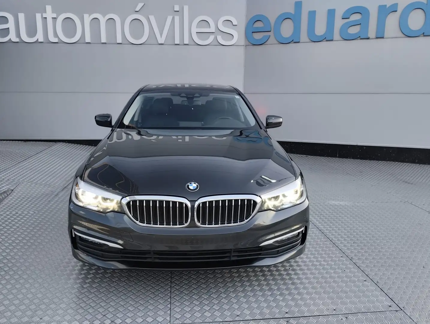 BMW 518 518dA Negro - 2