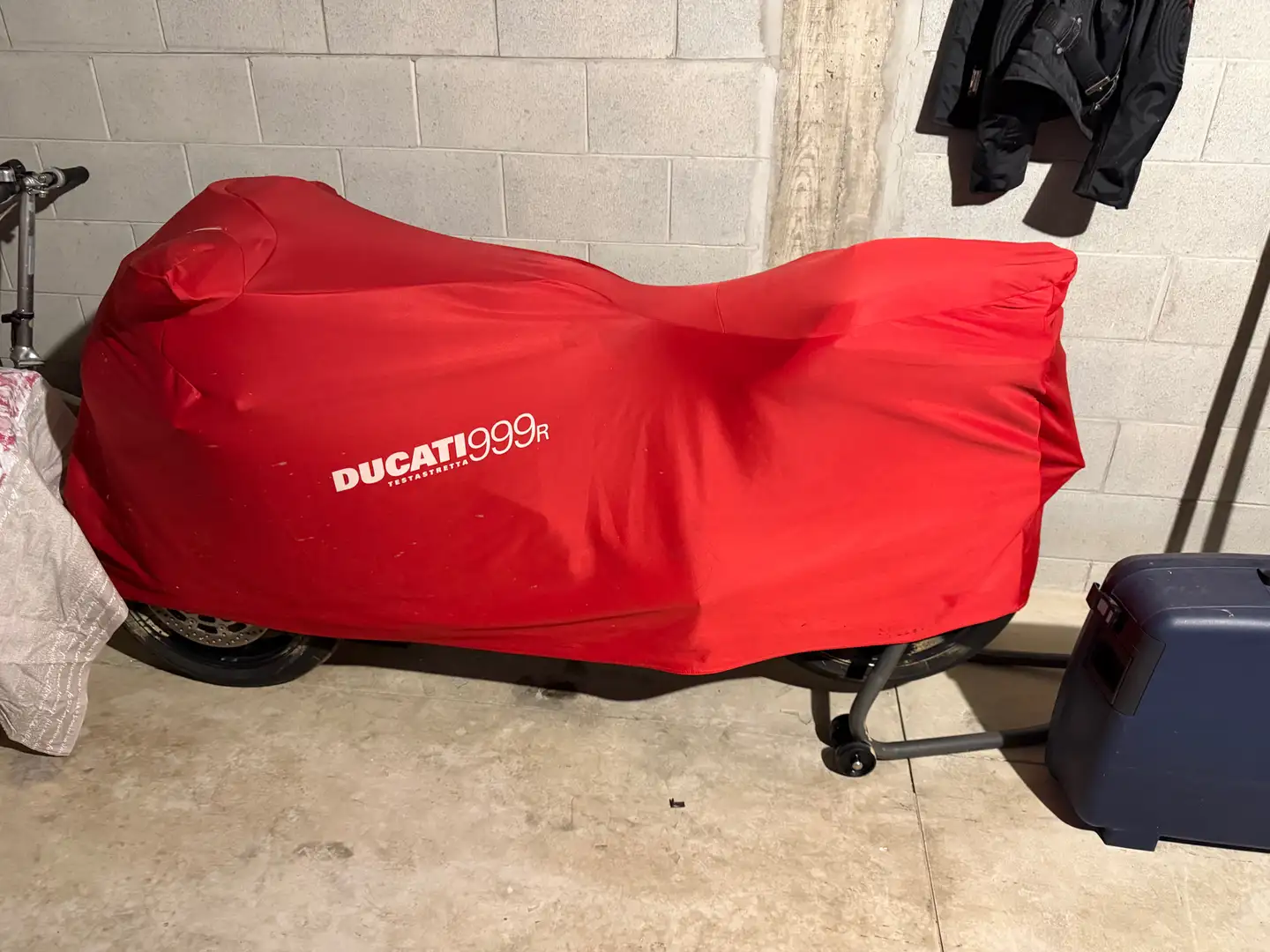 Ducati 999 R Rojo - 1