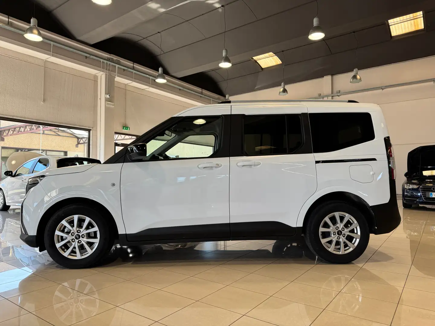 Ford Tourneo Courier 1.0 EcoBoost Titanium PREZZO REALE SENZA VINCOLI Weiß - 2