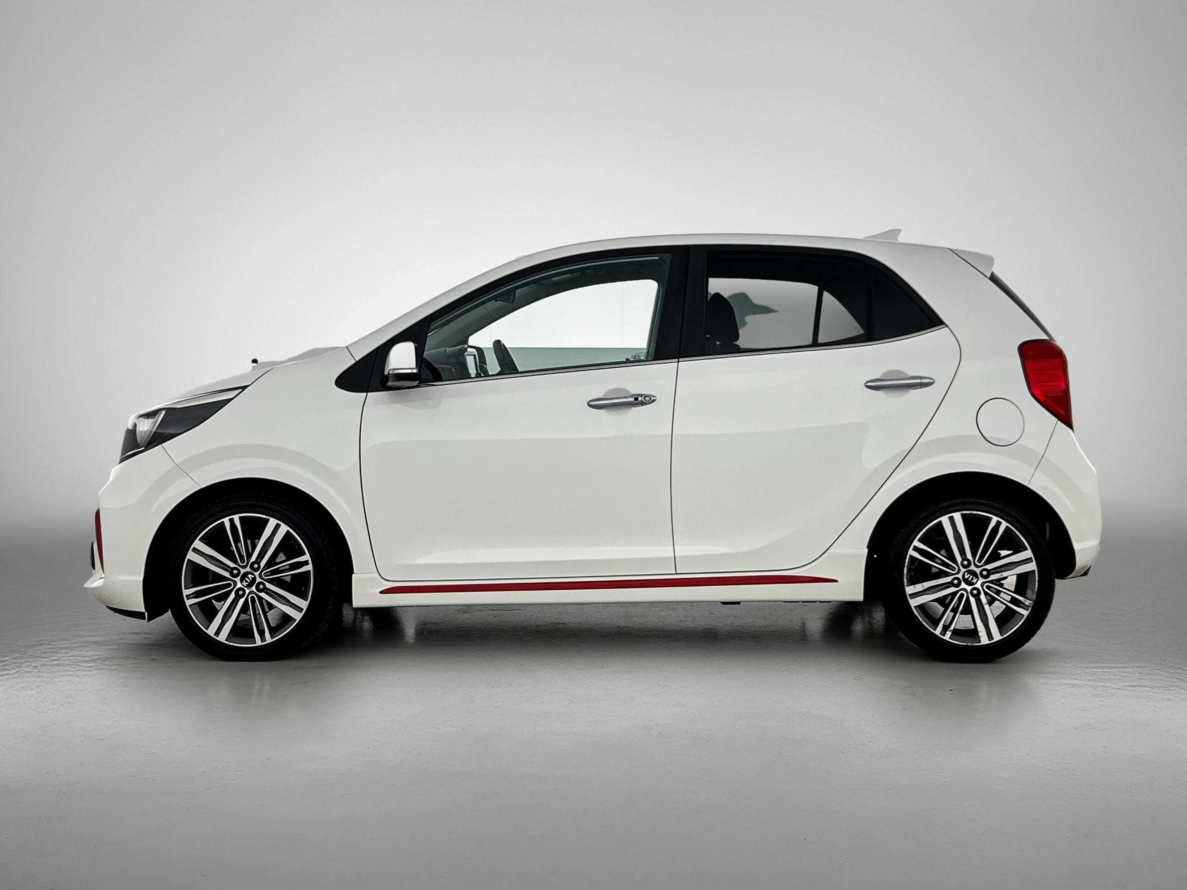 Kia Picanto 1.0 T-GDI GT-Line | Camera | Climate control | Sto — photo 2