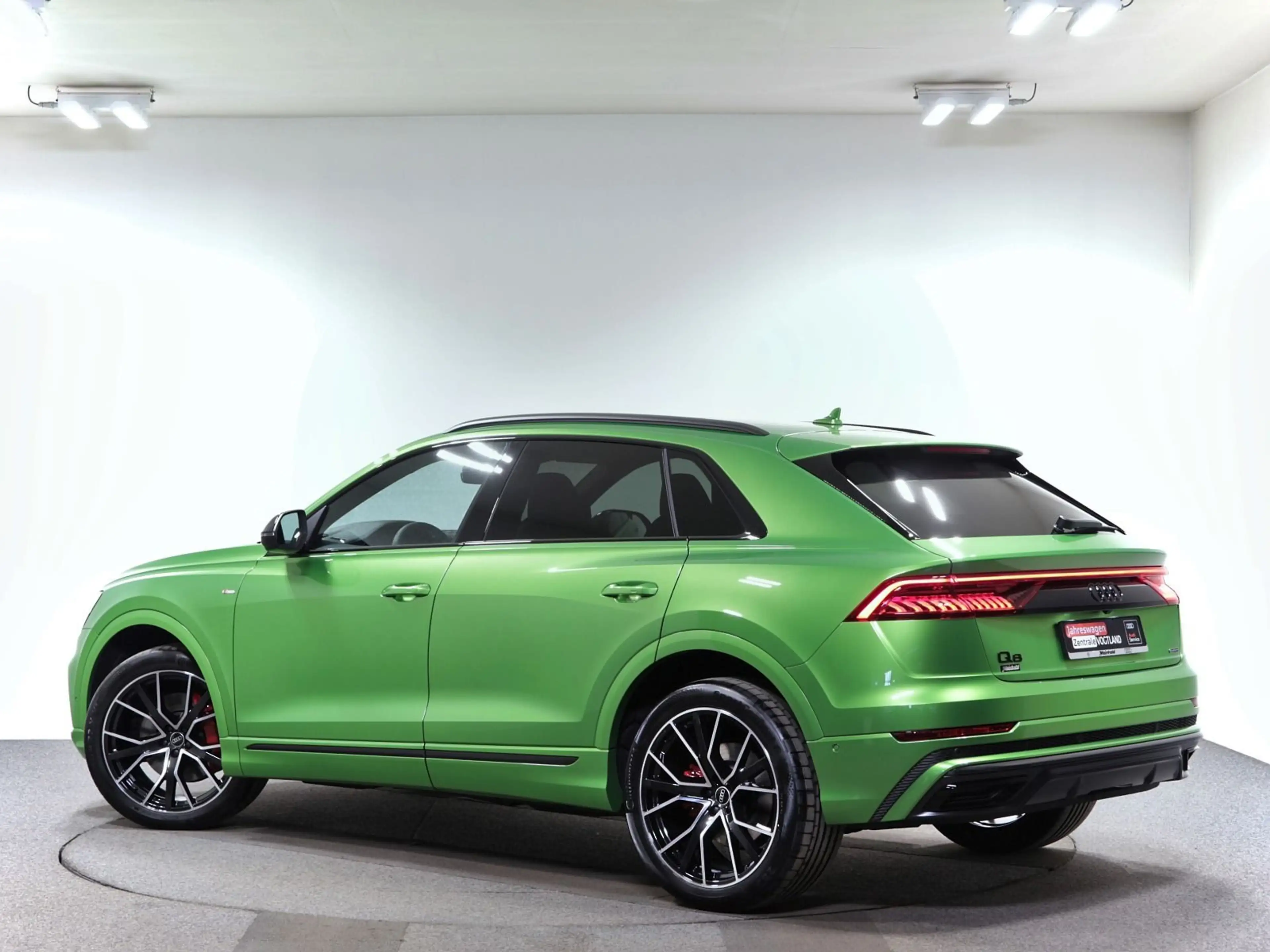 Audi Q8 50 TDI quattro Competition Plus, 22", Standh, — photo 6