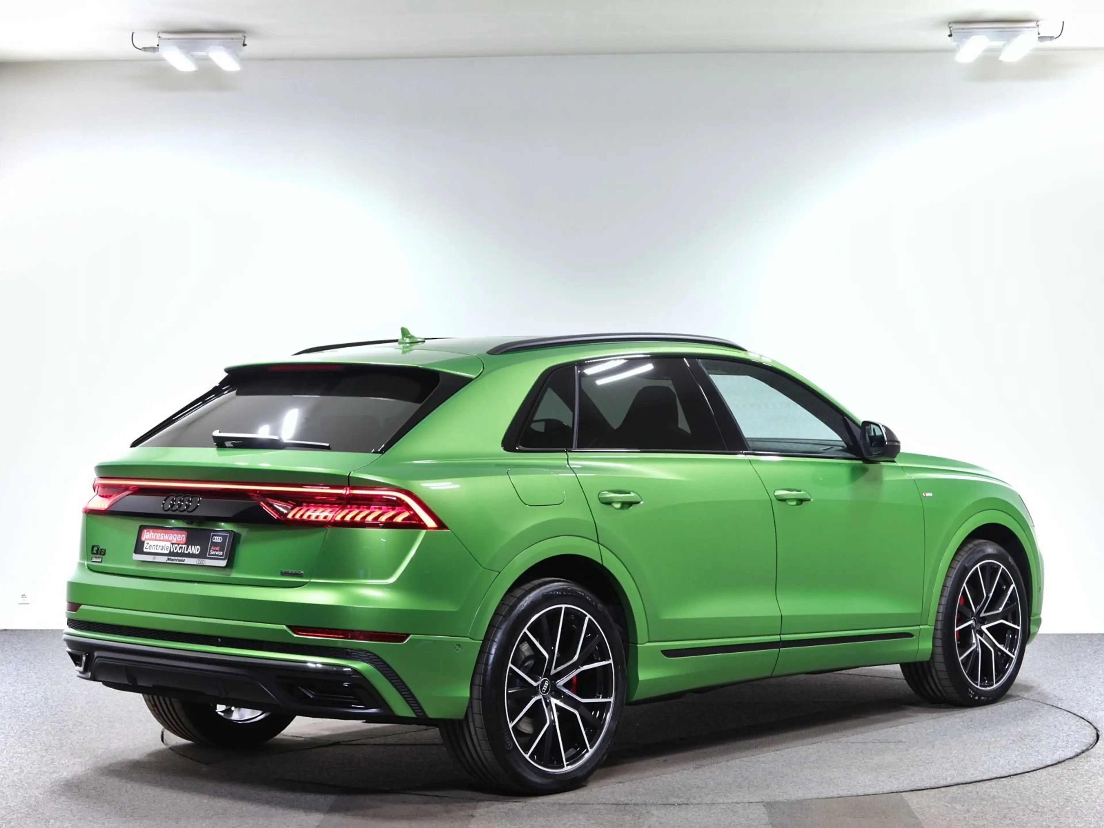 Audi Q8 50 TDI quattro Competition Plus, 22", Standh, — photo 4