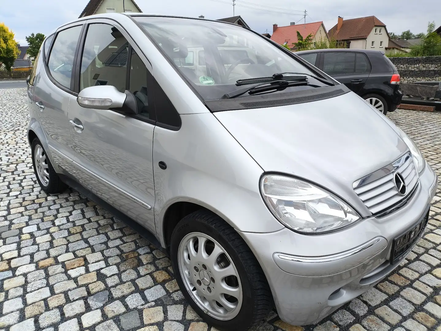 Mercedes-Benz A 160 Elegance*AUTOMATIK*KLIMA*PANORAMADACH*TÜV NEU Argent - 1