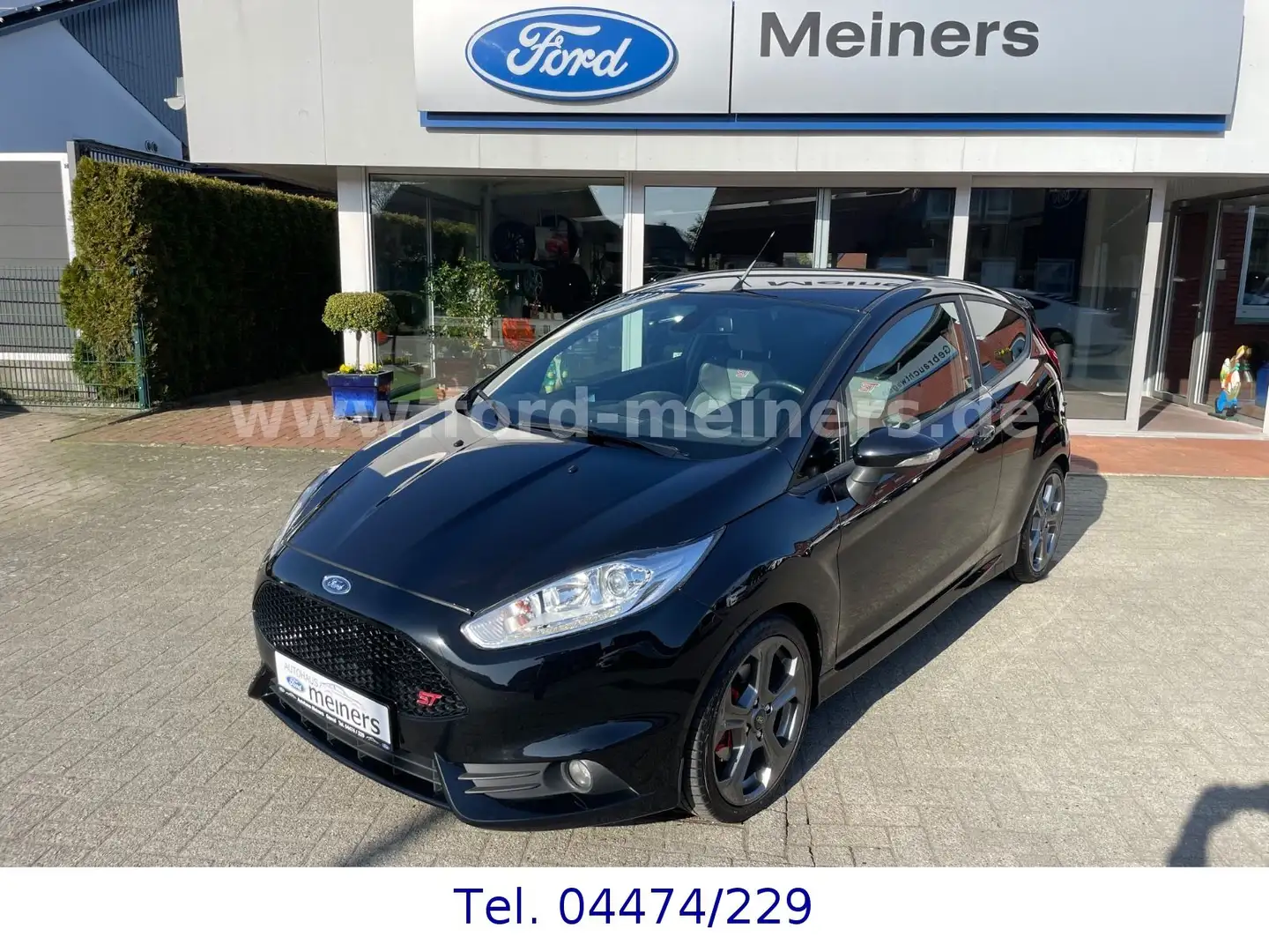 Ford Fiesta ST *TÜV neu* Performance-Paket/Navi/RFK Schwarz - 1