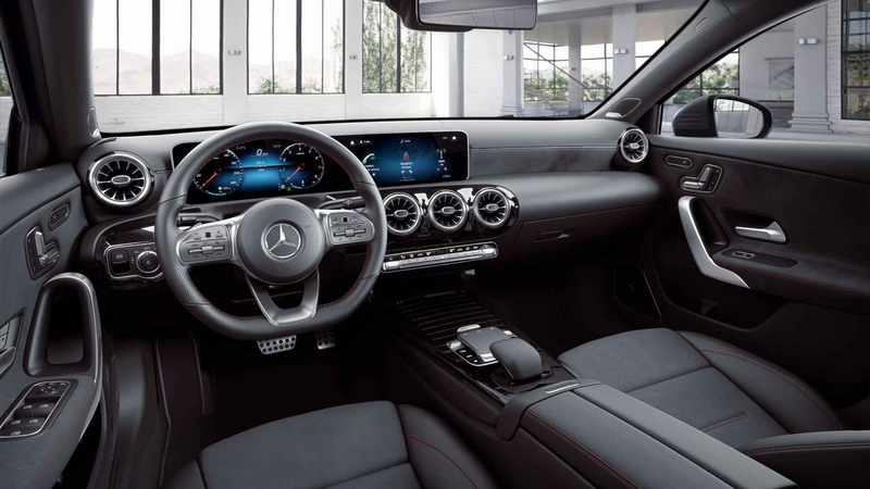 Mercedes-Benz A 250 Hatchback AMG Line | Panoramisch Dak | Memory Zete — photo 6