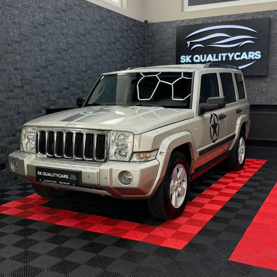 Jeep Commander 3.0 V6 CRD Beige - 1