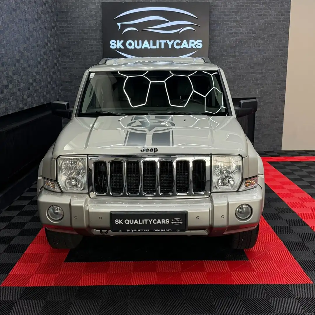 Jeep Commander 3.0 V6 CRD Beige - 2