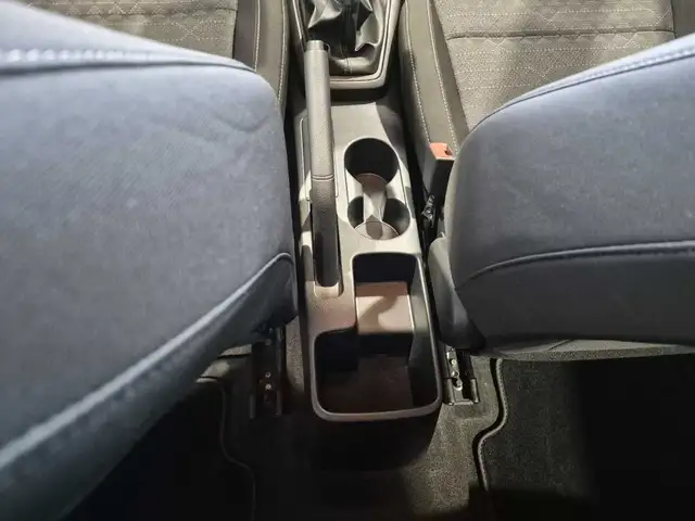 Kia Rio view 13