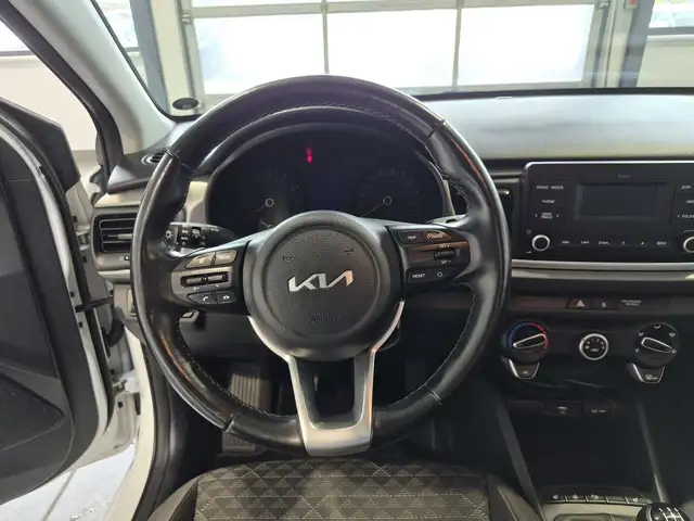 Kia Rio view 10