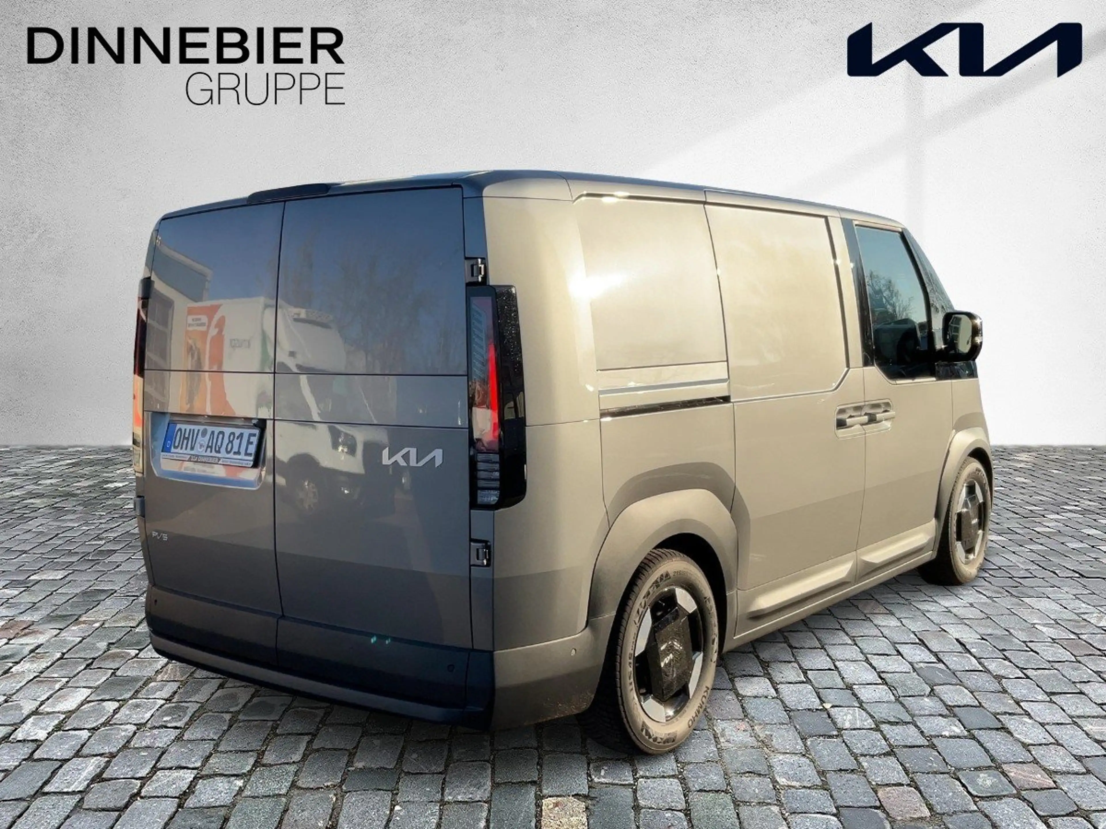 Kia PV5 Cargo L2H1 4T ELITE 71.2WP CT LM AW 360-CAM — photo 7