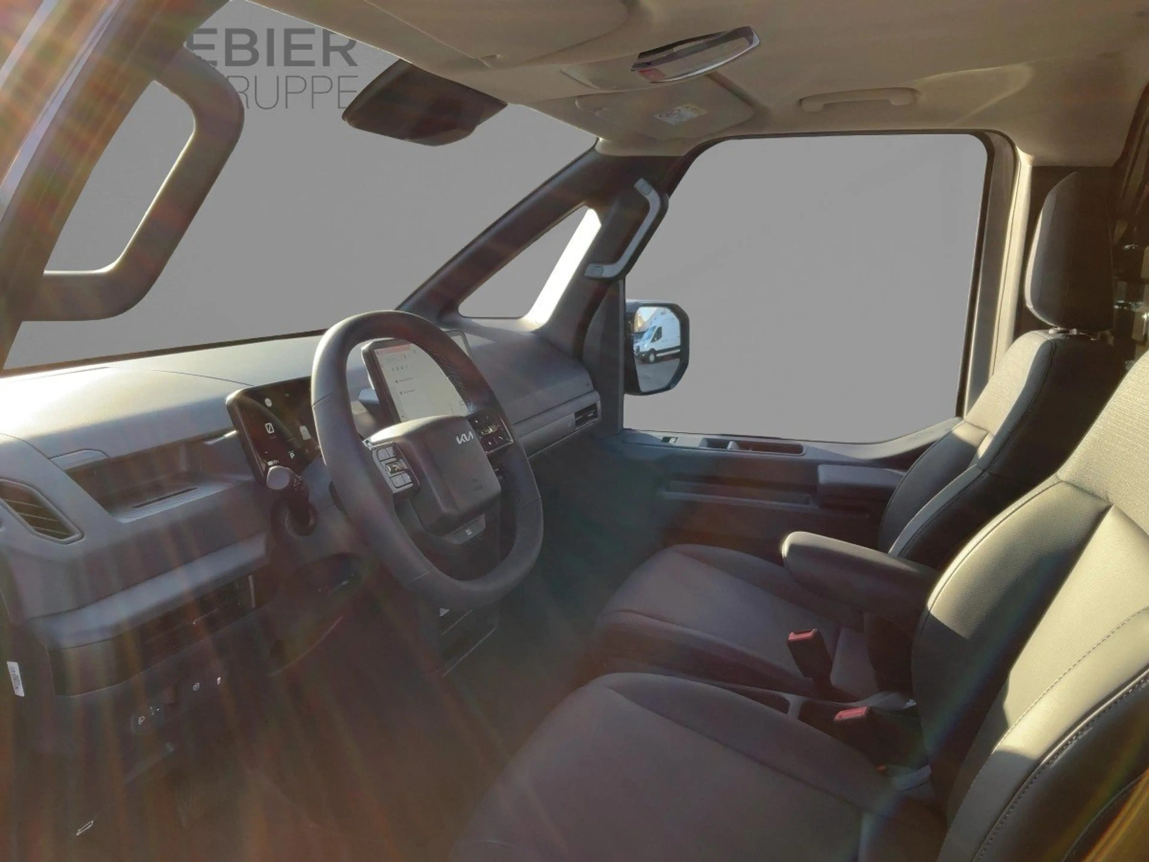 Kia PV5 Cargo L2H1 4T ELITE 71.2WP CT LM AW 360-CAM — photo 11