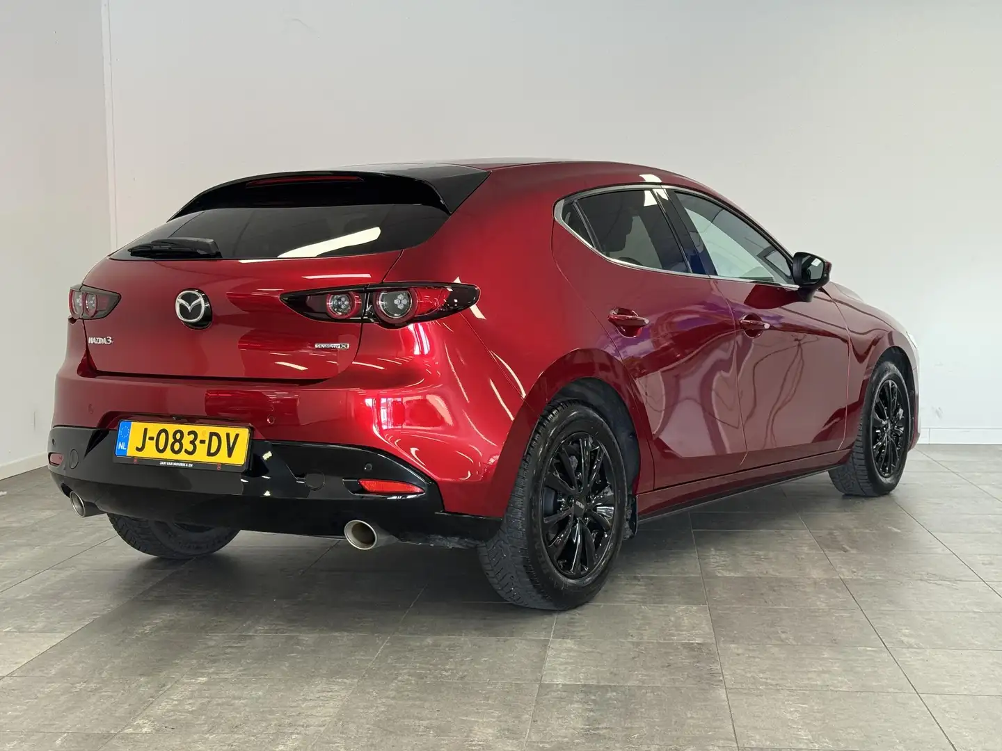 Mazda 3 2.0 e-SkyActiv-X M Hybrid 180 Luxury | 1e-EIG. | B Rot - 2