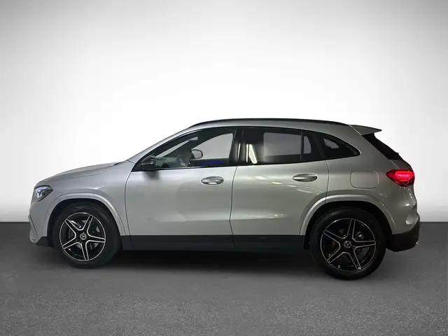 Mercedes-Benz GLA 200 d 4MATIC Österreich-Edition PTS Navi AUT Ansicht 8