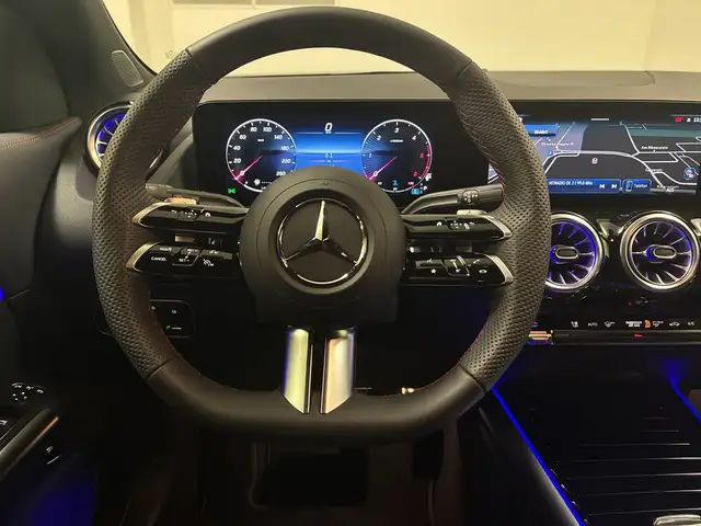 Mercedes-Benz GLA 200 d 4MATIC Österreich-Edition PTS Navi AUT Ansicht 10