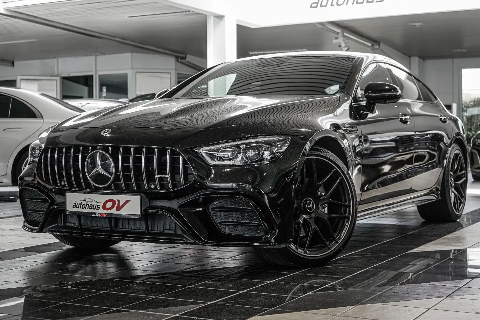 Mercedes-Benz AMG GT 43*V8 Styling Exterieur*Sport Auspuf*Pano Zwart - 1