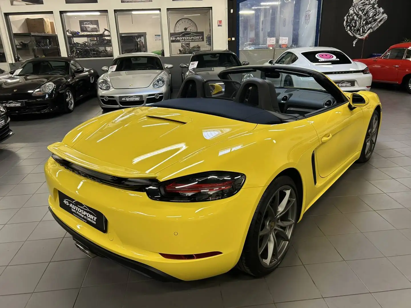 Porsche Boxster 2.0 300ch PDK Giallo - 2