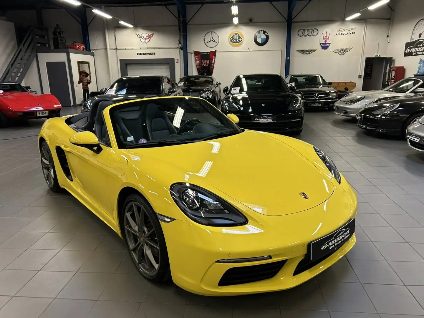 Porsche Boxster 2.0 300ch PDK Gelb - 1