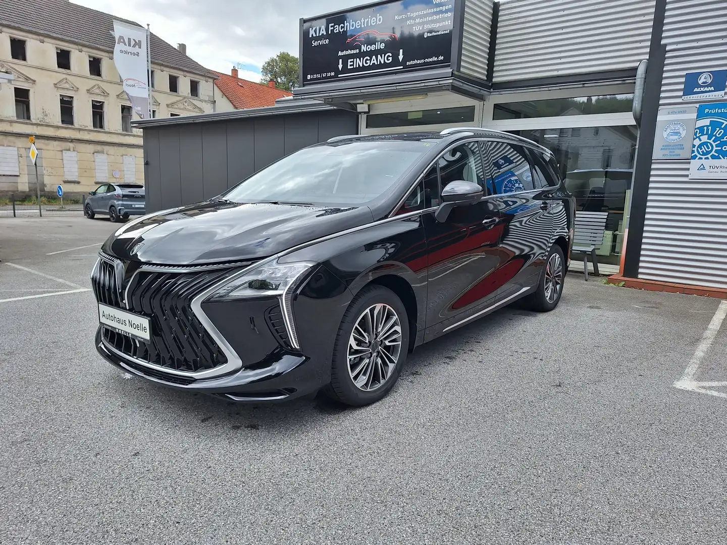 Forthing U-Tour 1,5 T-GDI 7-Gang Automatik Noir - 1
