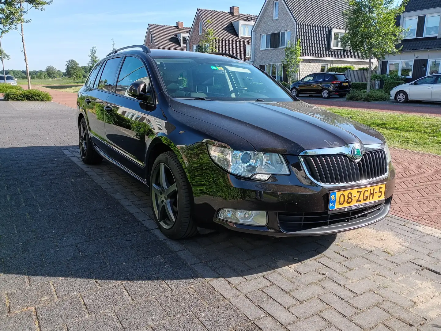 Skoda Superb Superb 1.4 TSI Grt. Act.Bns Bruin - 1