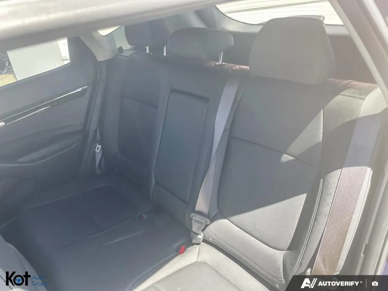 Kia Seltos снимка Kia Seltos