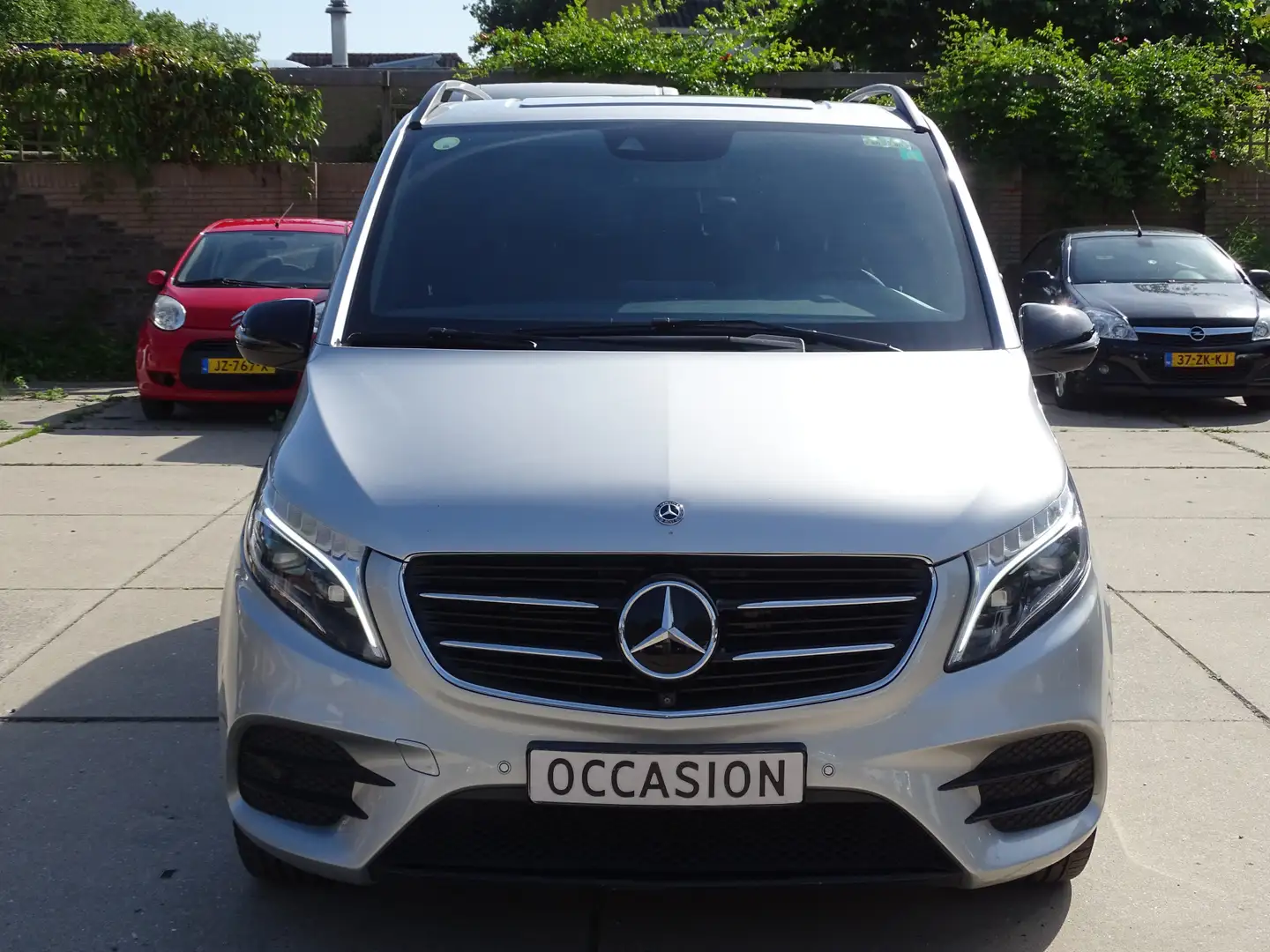 Mercedes-Benz V 250 250d 4-MATIC Lang DC Avantgarde Edition Argent - 2
