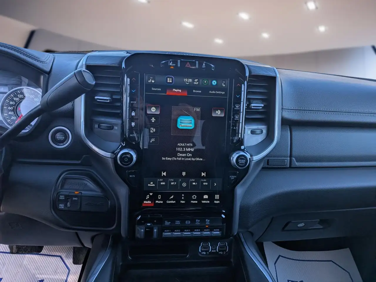 RAM 3500 снимка RAM 3500