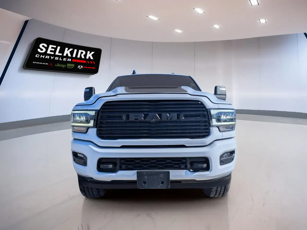 RAM 3500 снимка RAM 3500
