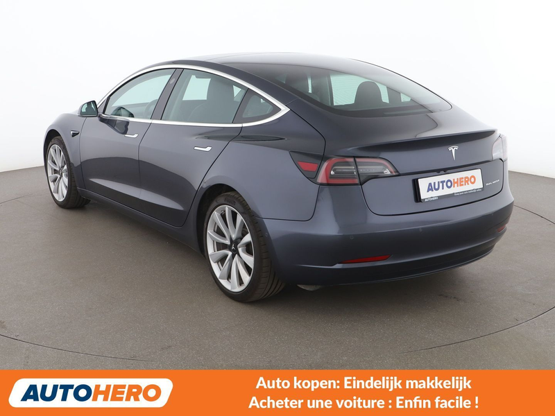 Tesla Model 3 Long Range Dual AWD AWD — photo 4