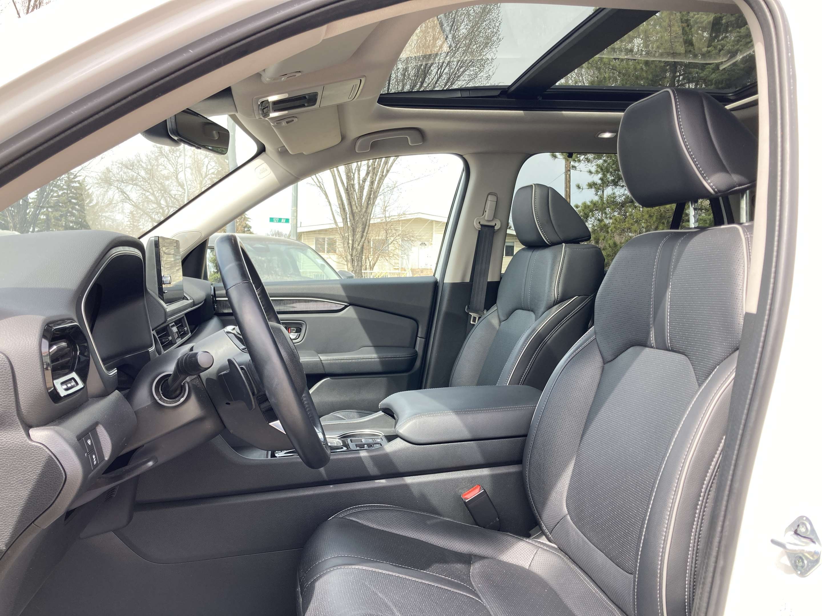 used 2025 Honda Pilot car, priced at $59,900