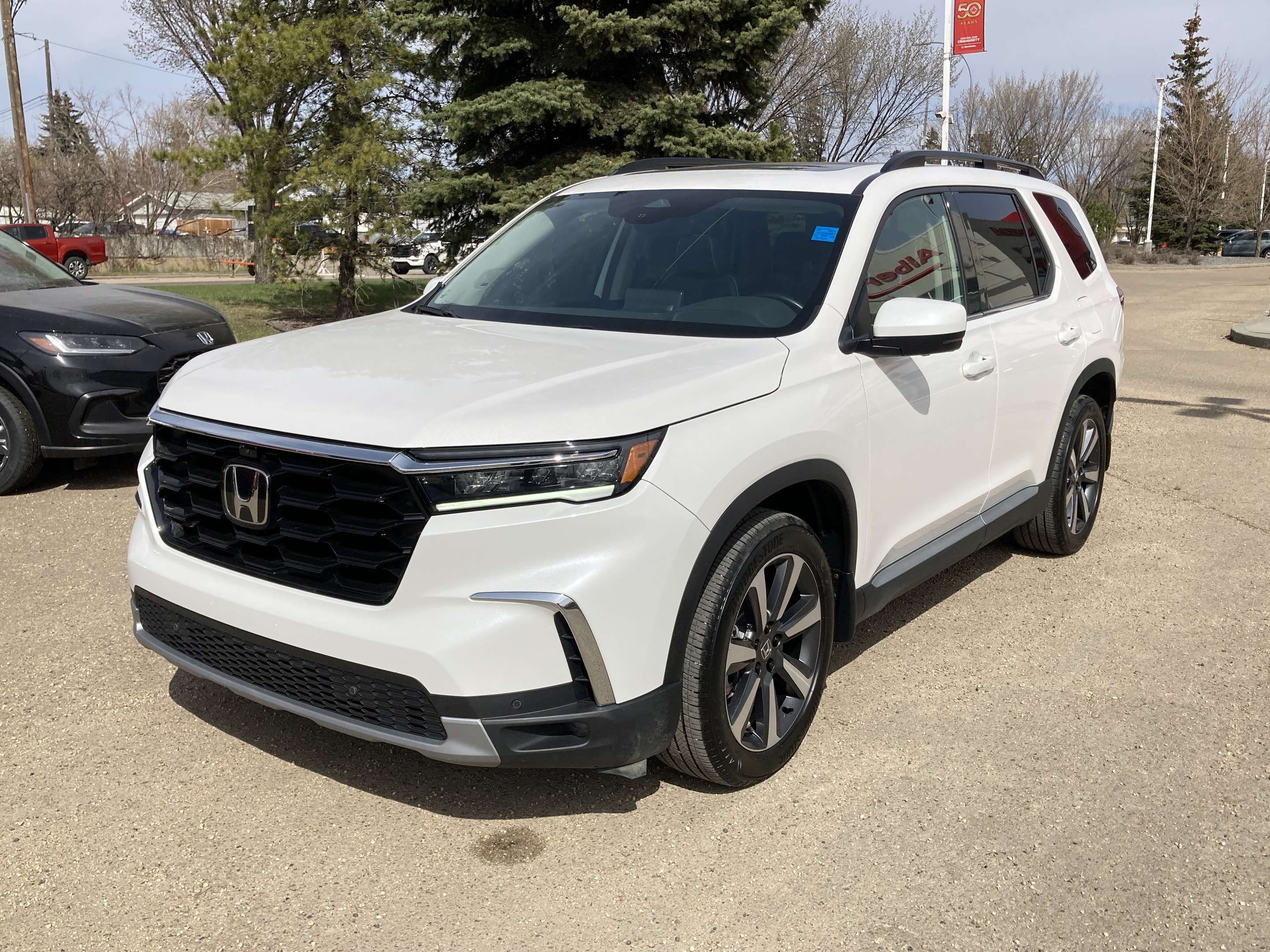 used 2025 Honda Pilot car, priced at $59,900