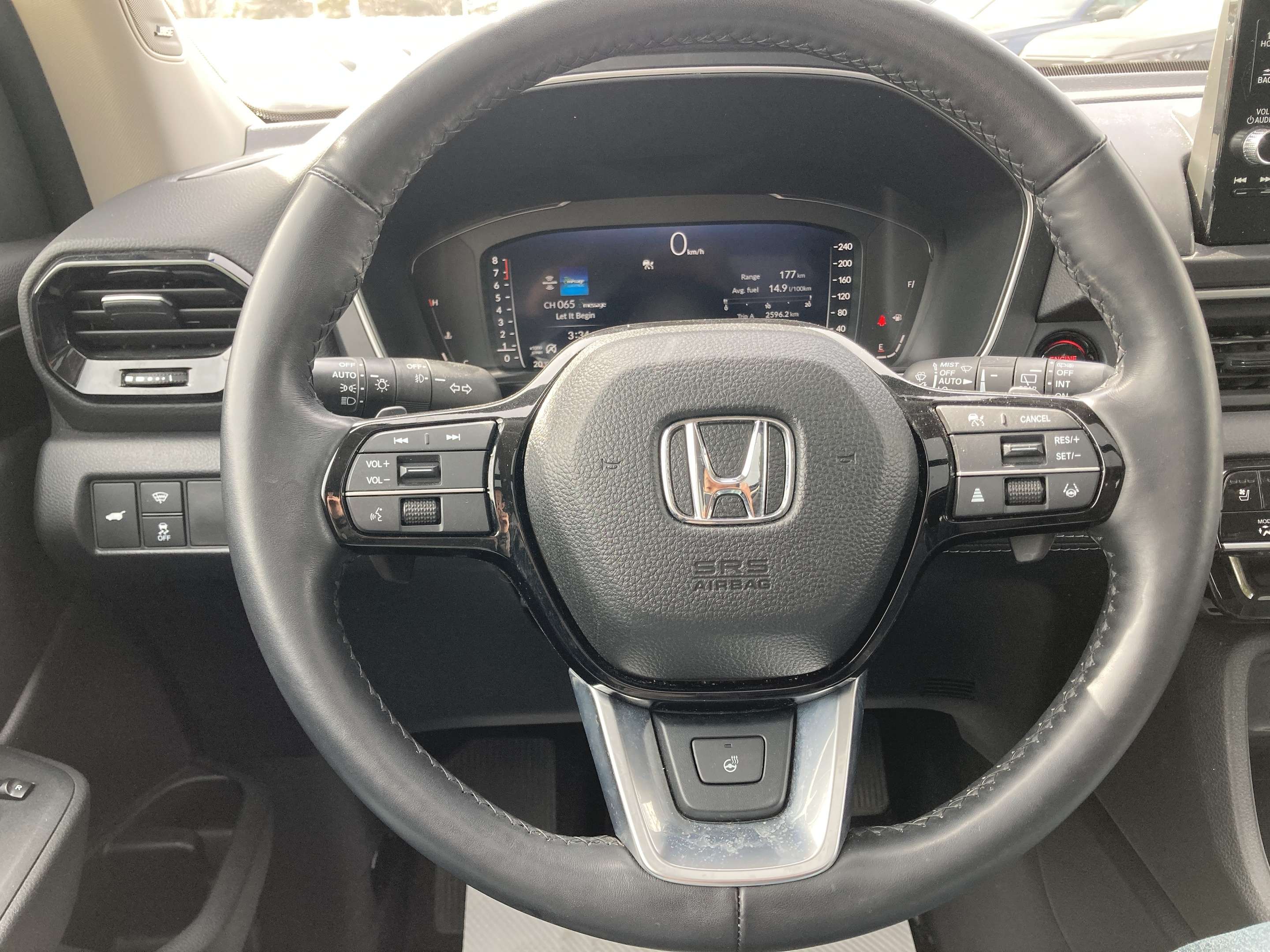 used 2025 Honda Pilot car, priced at $59,900