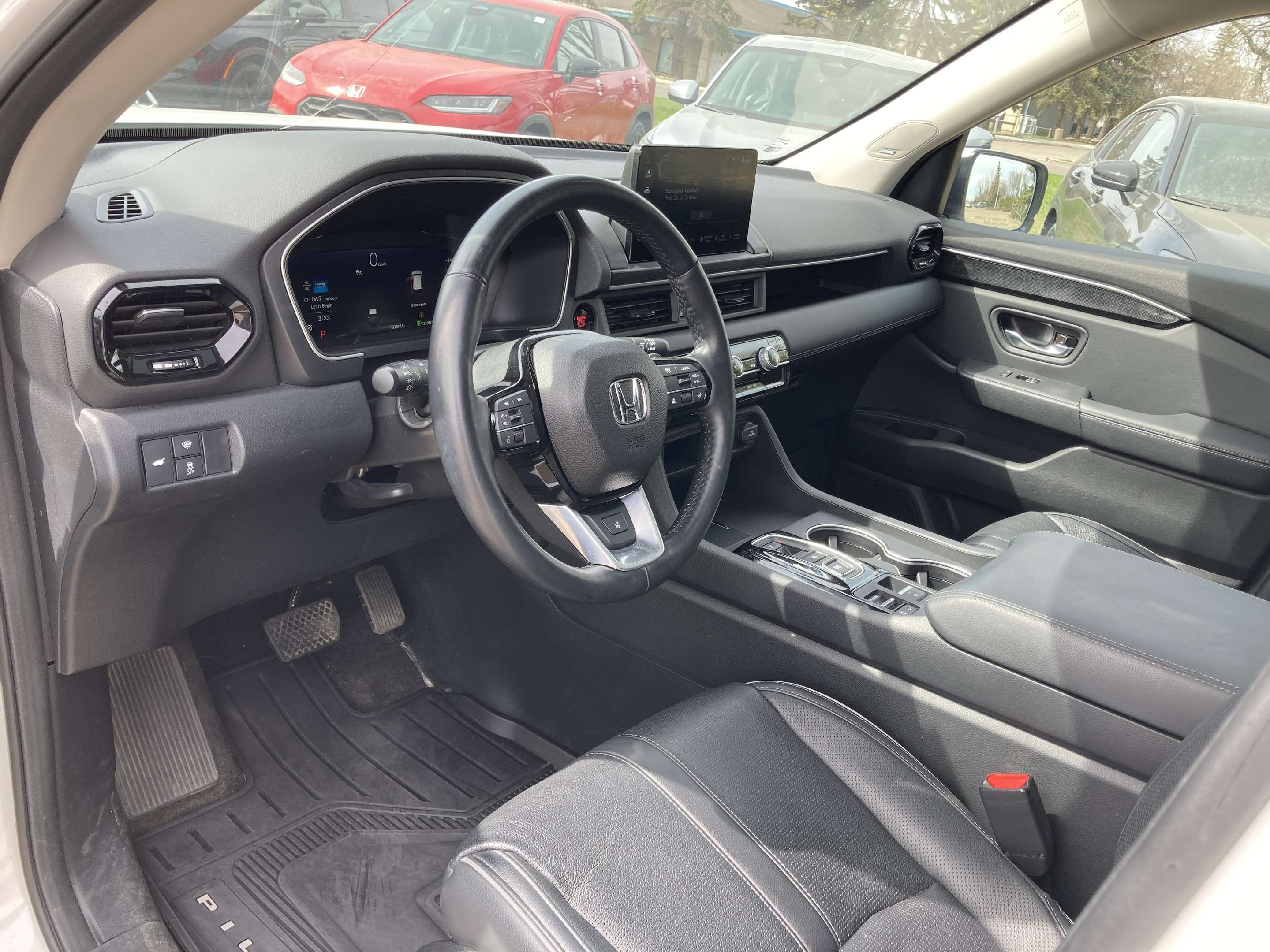 used 2025 Honda Pilot car, priced at $59,900