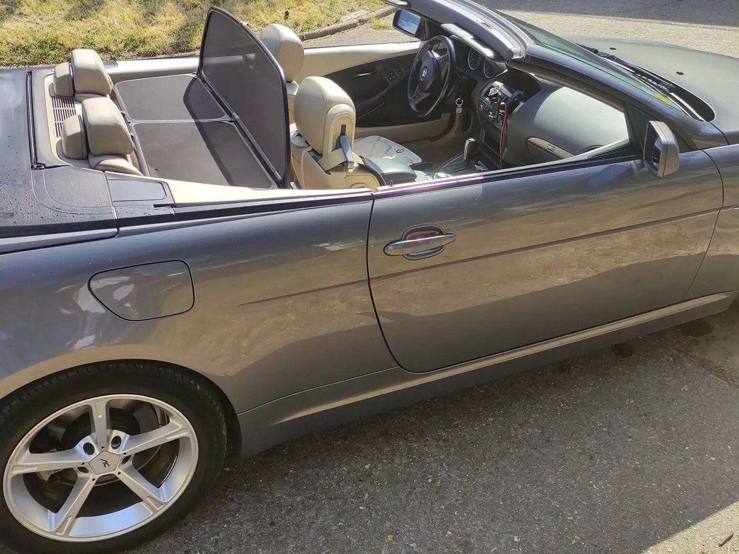 BMW 630 630Ci Cab Pack Luxe A Gris - 2
