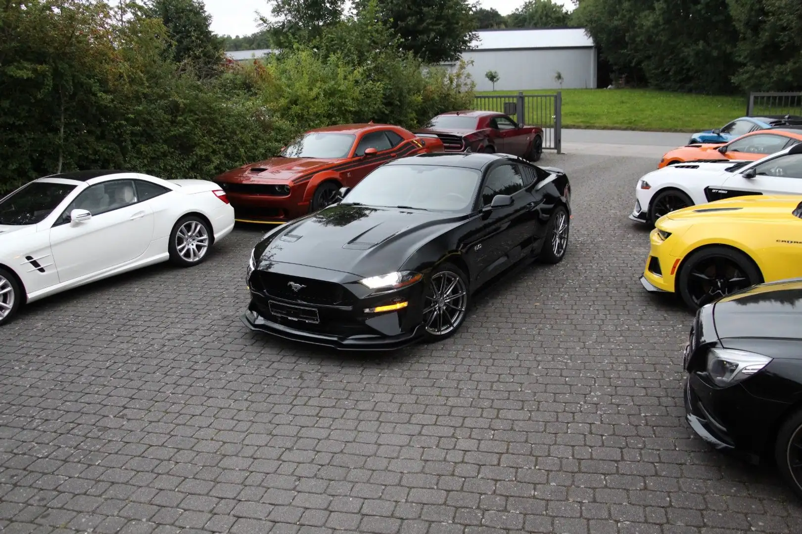 Ford Mustang GT 5.0 V8 Auto 20Zoll JapanRacing/NonOPF Schwarz - 2