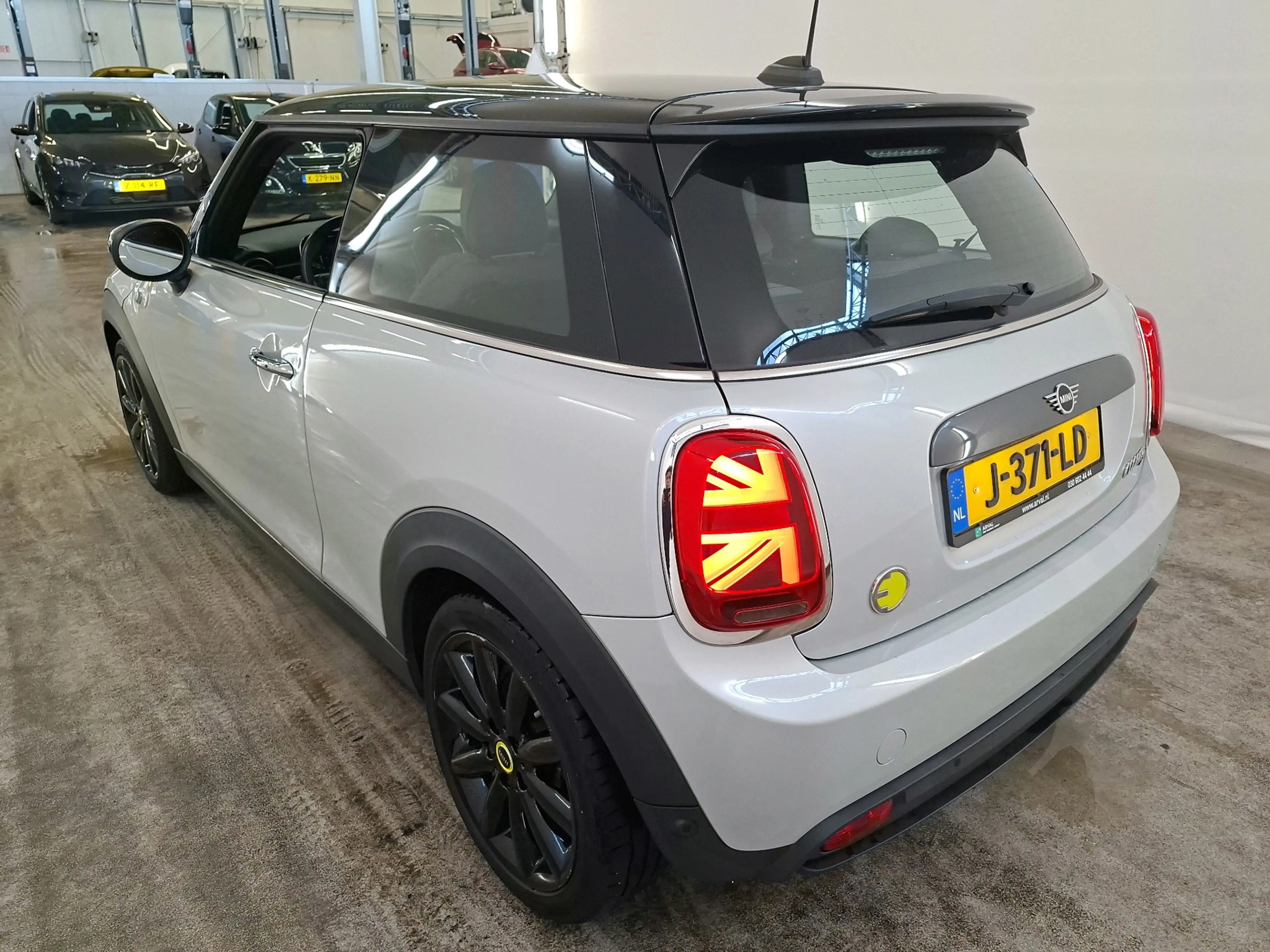 MINI Cooper E Electric 33 kWh 184pk | SOH 94% | Carplay | Camera — photo 4