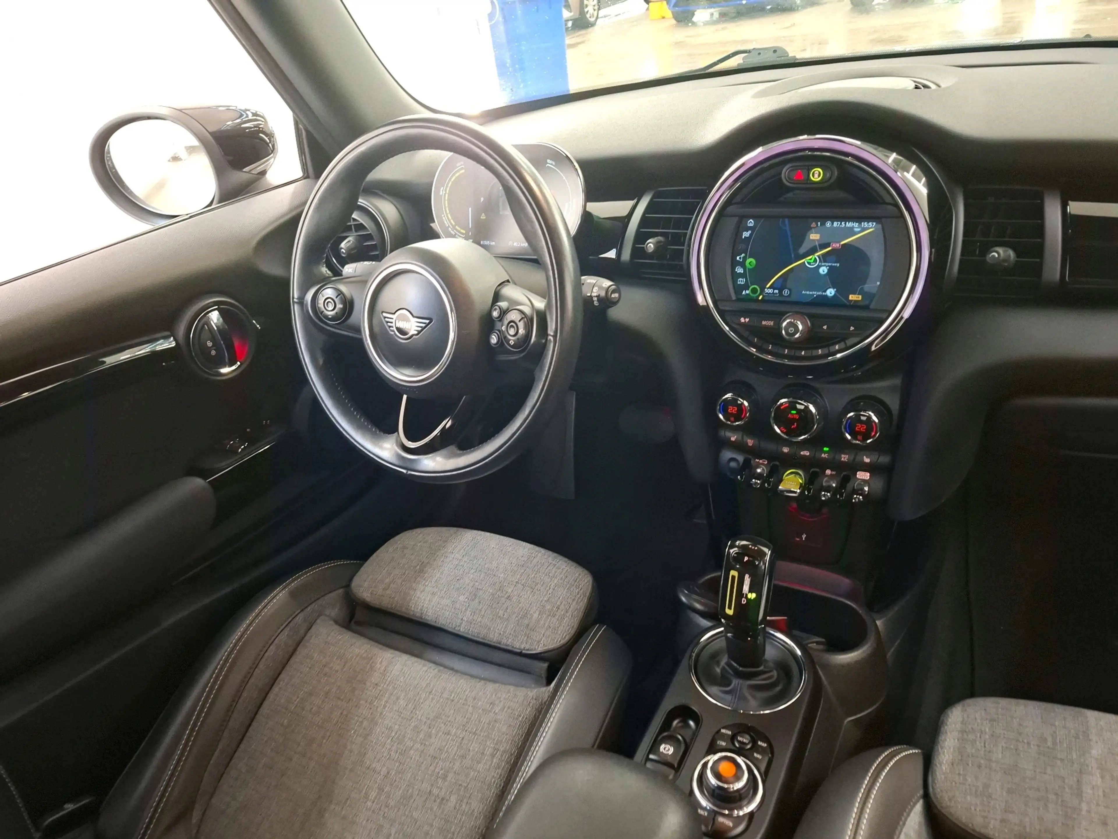 MINI Cooper E Electric 33 kWh 184pk | SOH 94% | Carplay | Camera — photo 8