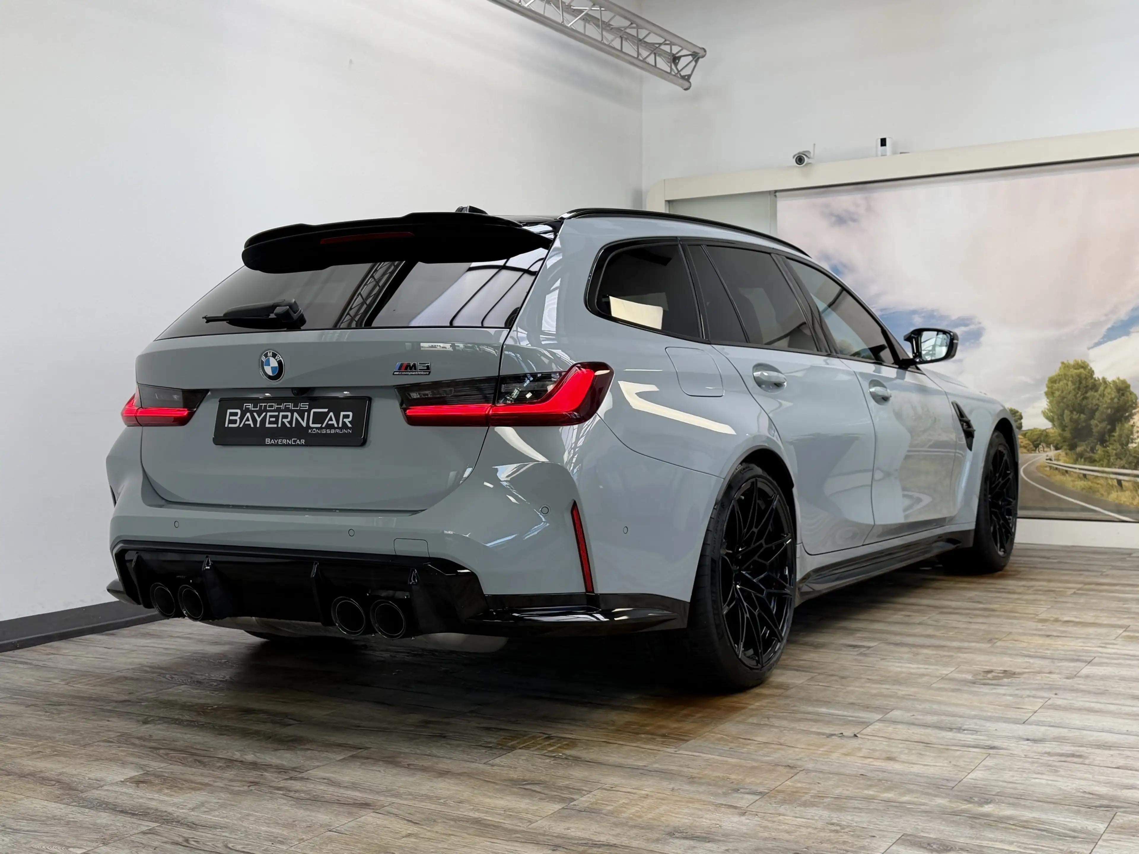BMW M3 xDrive To. Comp. Sitzlüftung ACC 360° Carbon — photo 6
