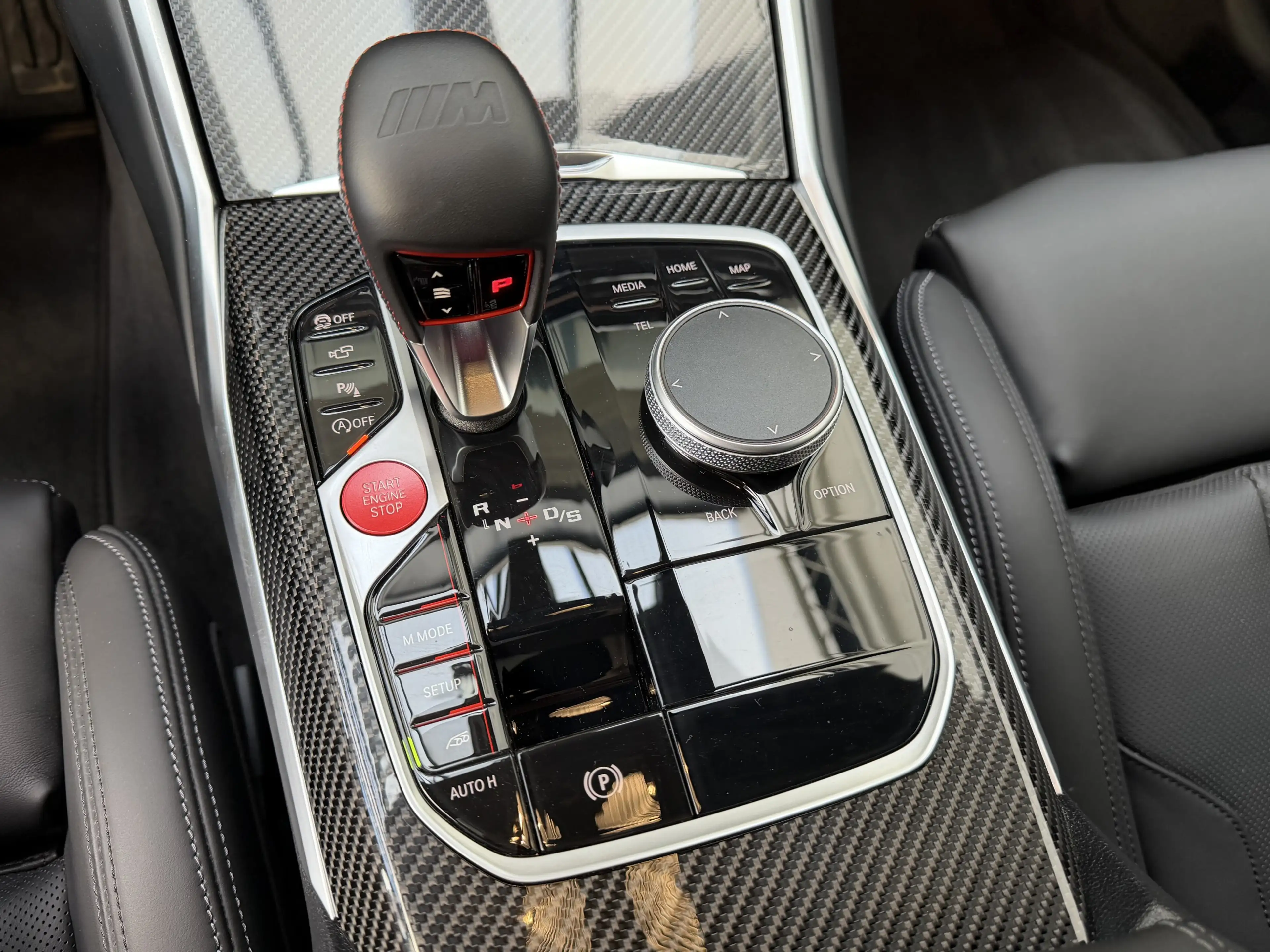 BMW M3 xDrive To. Comp. Sitzlüftung ACC 360° Carbon — photo 11