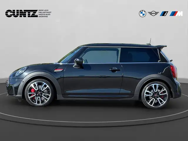 Mini Hatch view 8