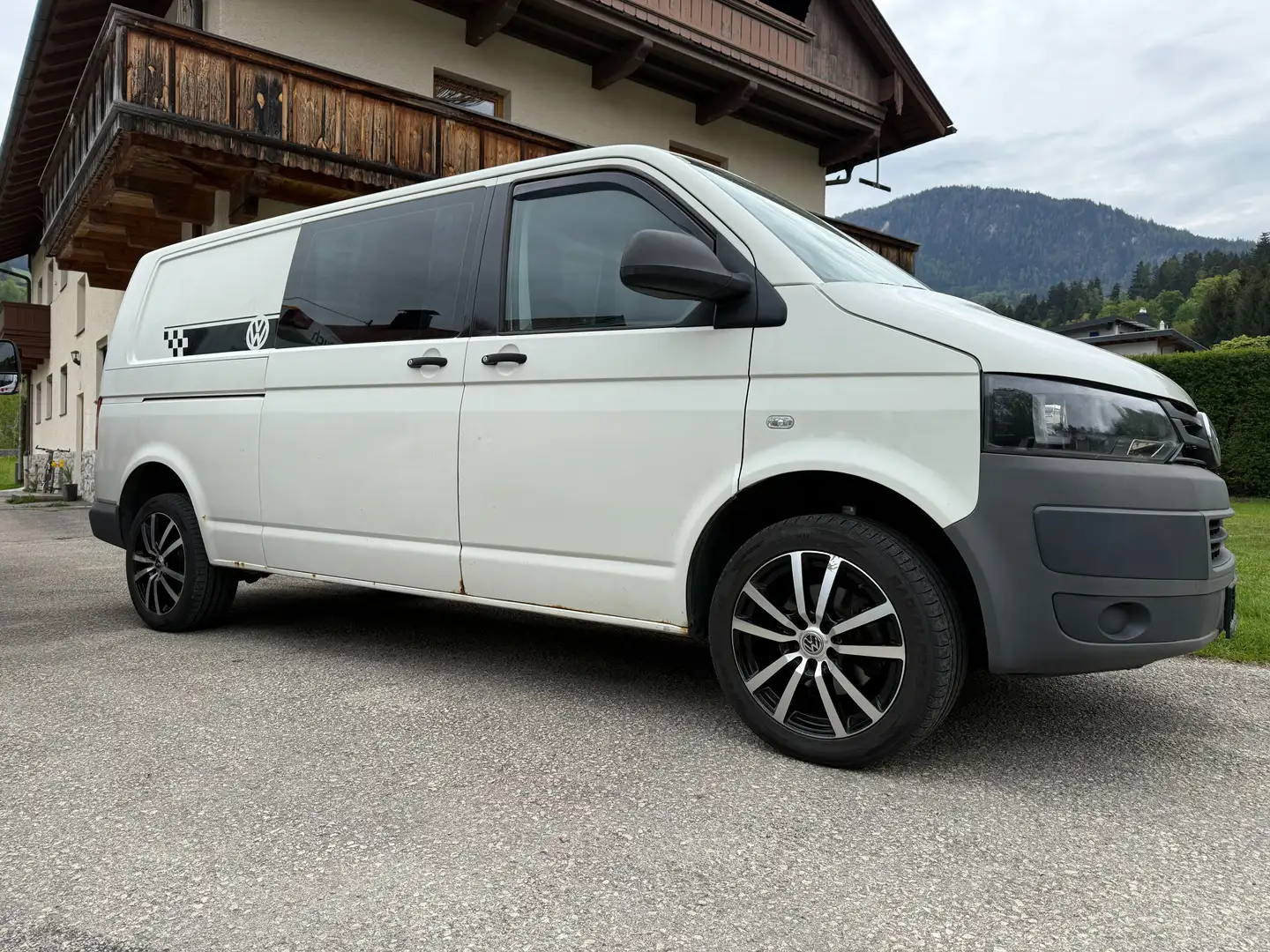 Volkswagen T5 Transporter Kastenwagen LR TDI Weiß - 2