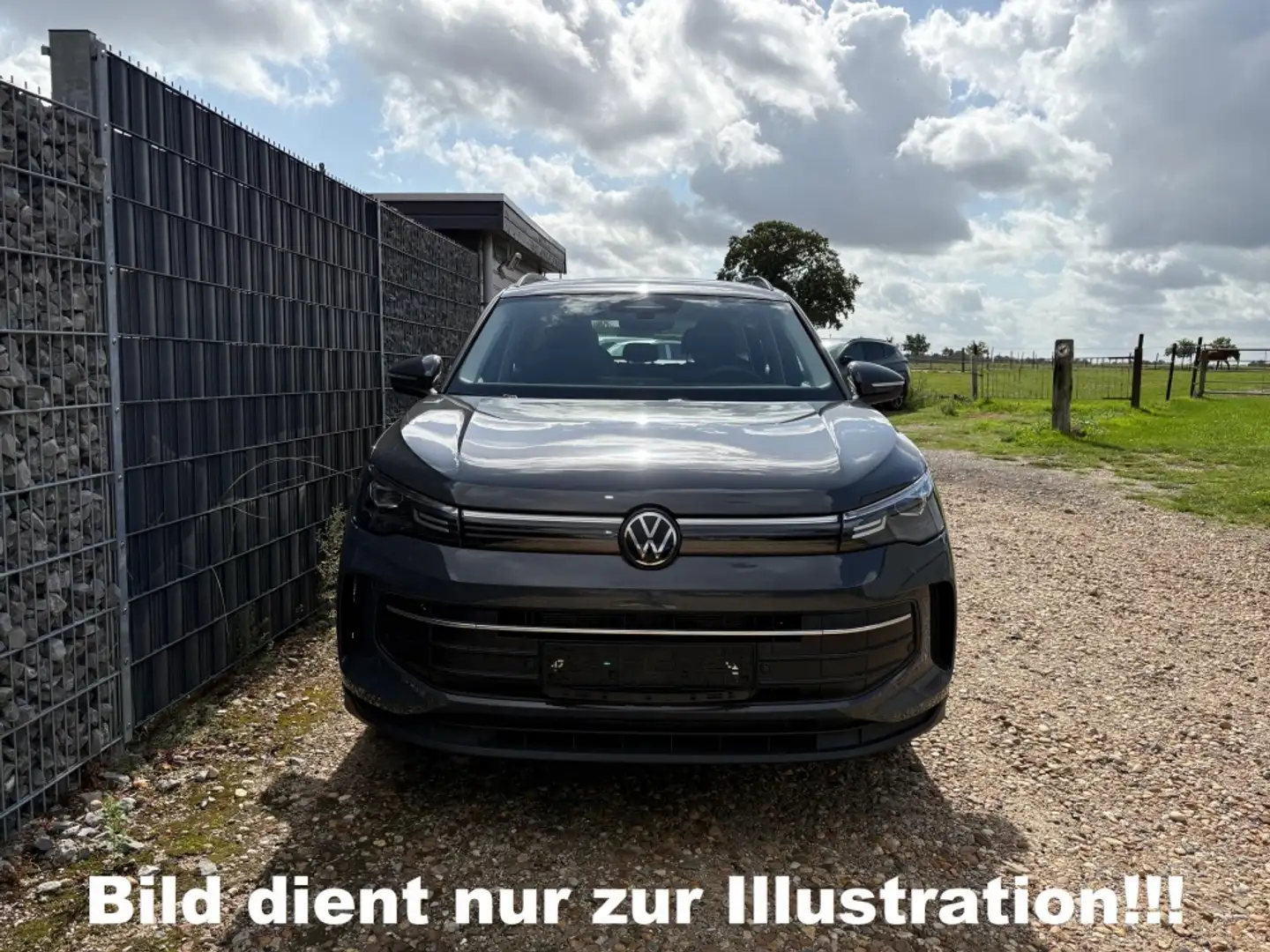 Volkswagen Tiguan 1.5 eTSI ACT 48V DSG7 Trend - 2
