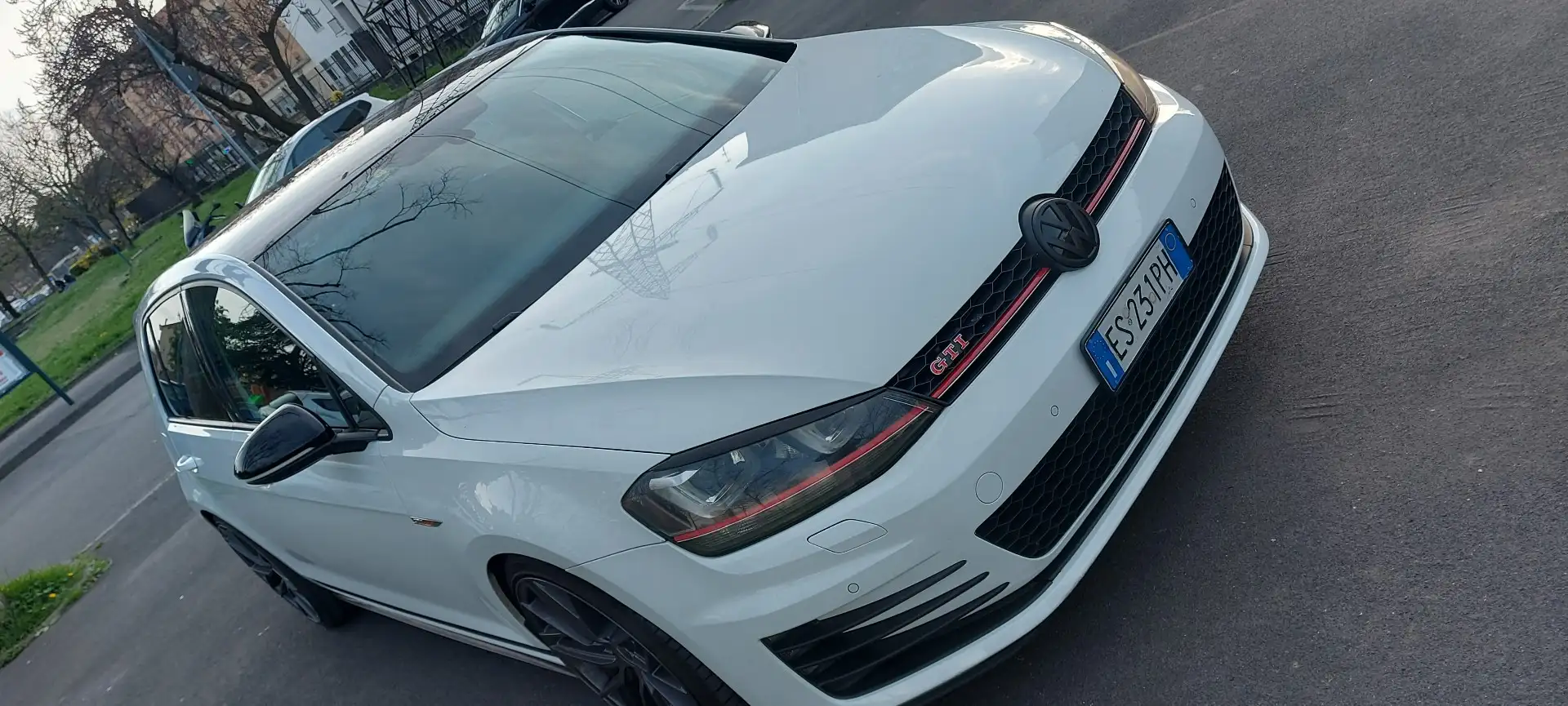 Volkswagen Golf GTI 5p 2.0 tsi dsg - 2