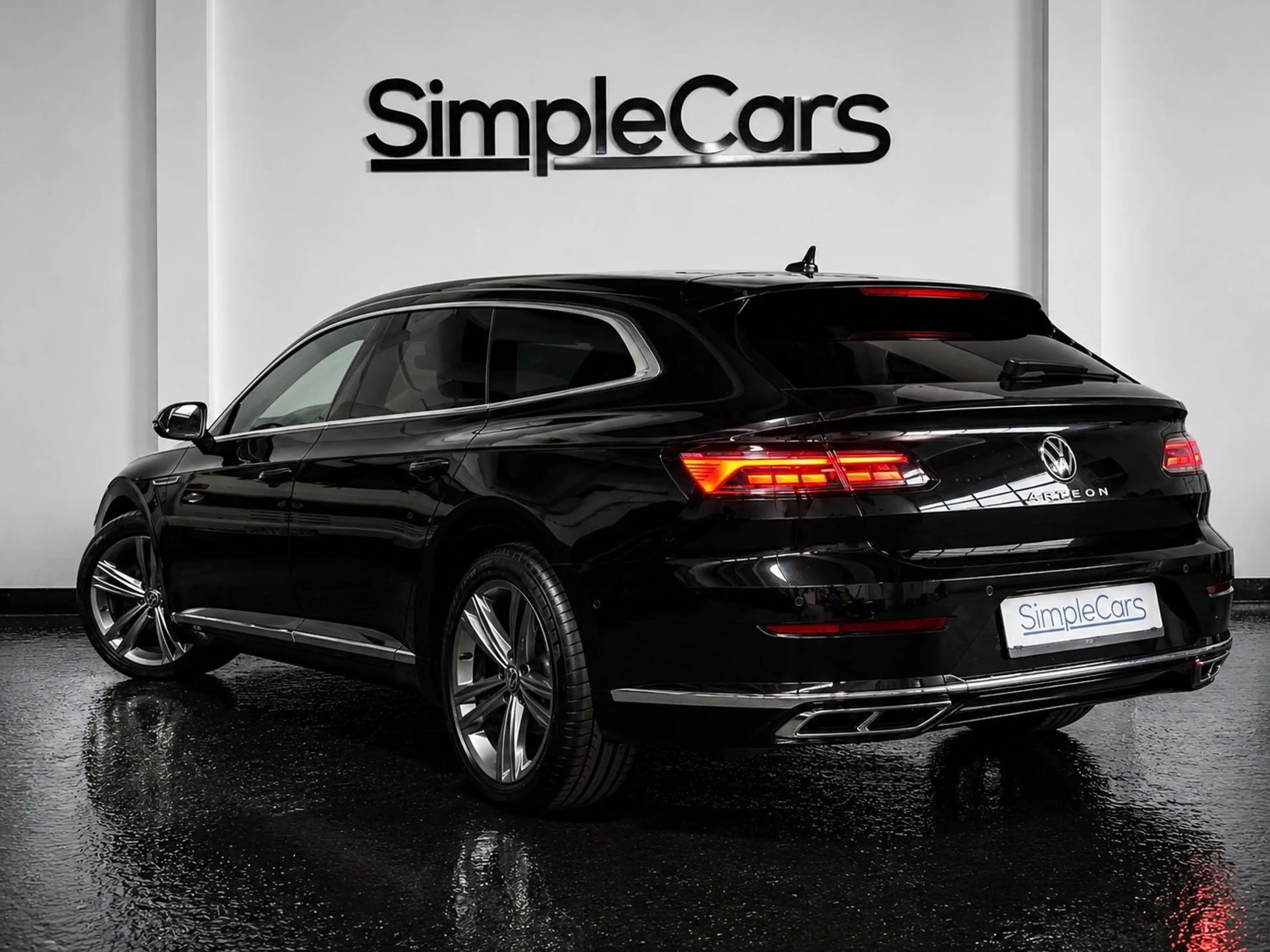 Volkswagen Arteon Shooting Brake R-Line — photo 3