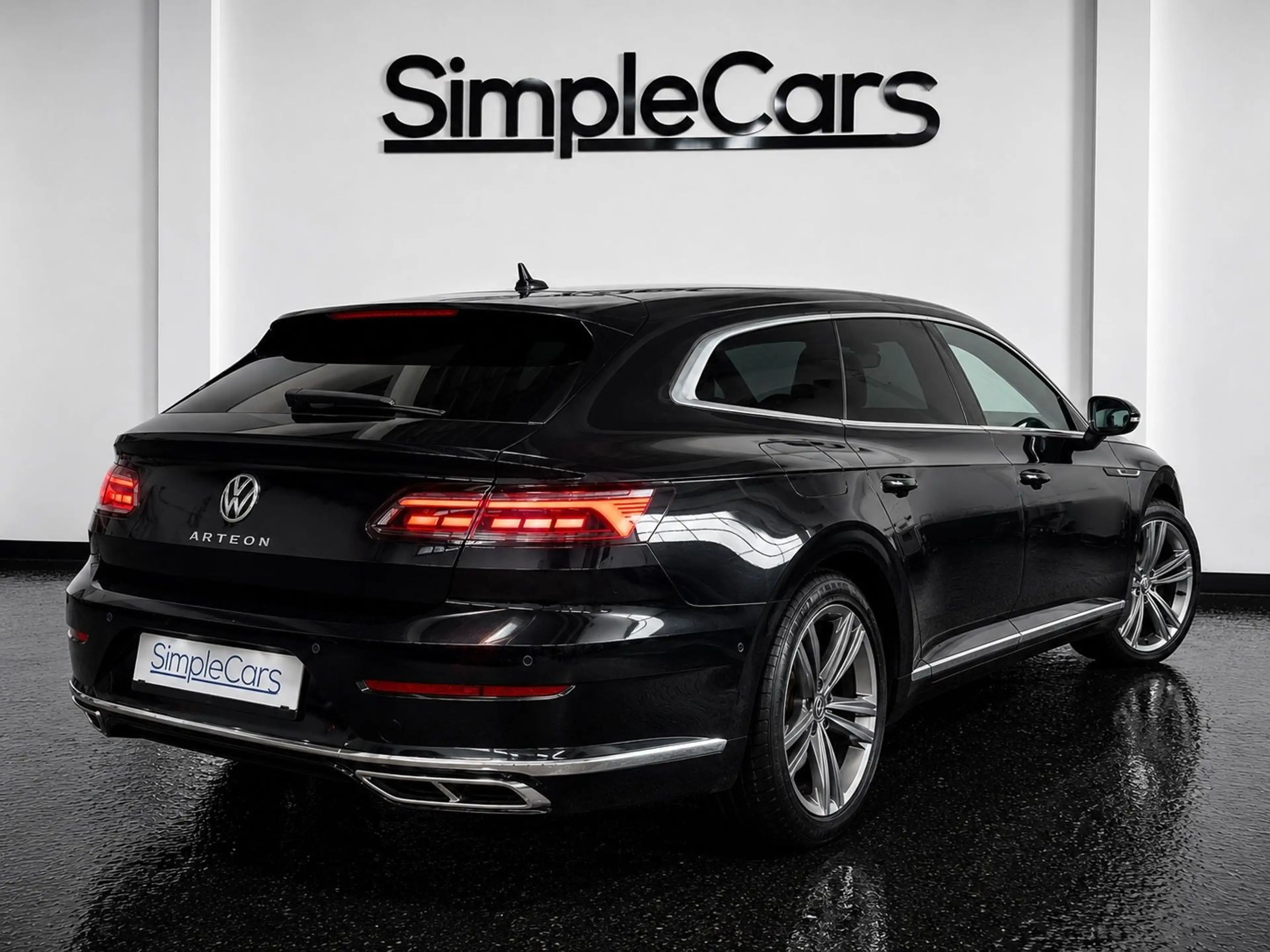 Volkswagen Arteon Shooting Brake R-Line — photo 4