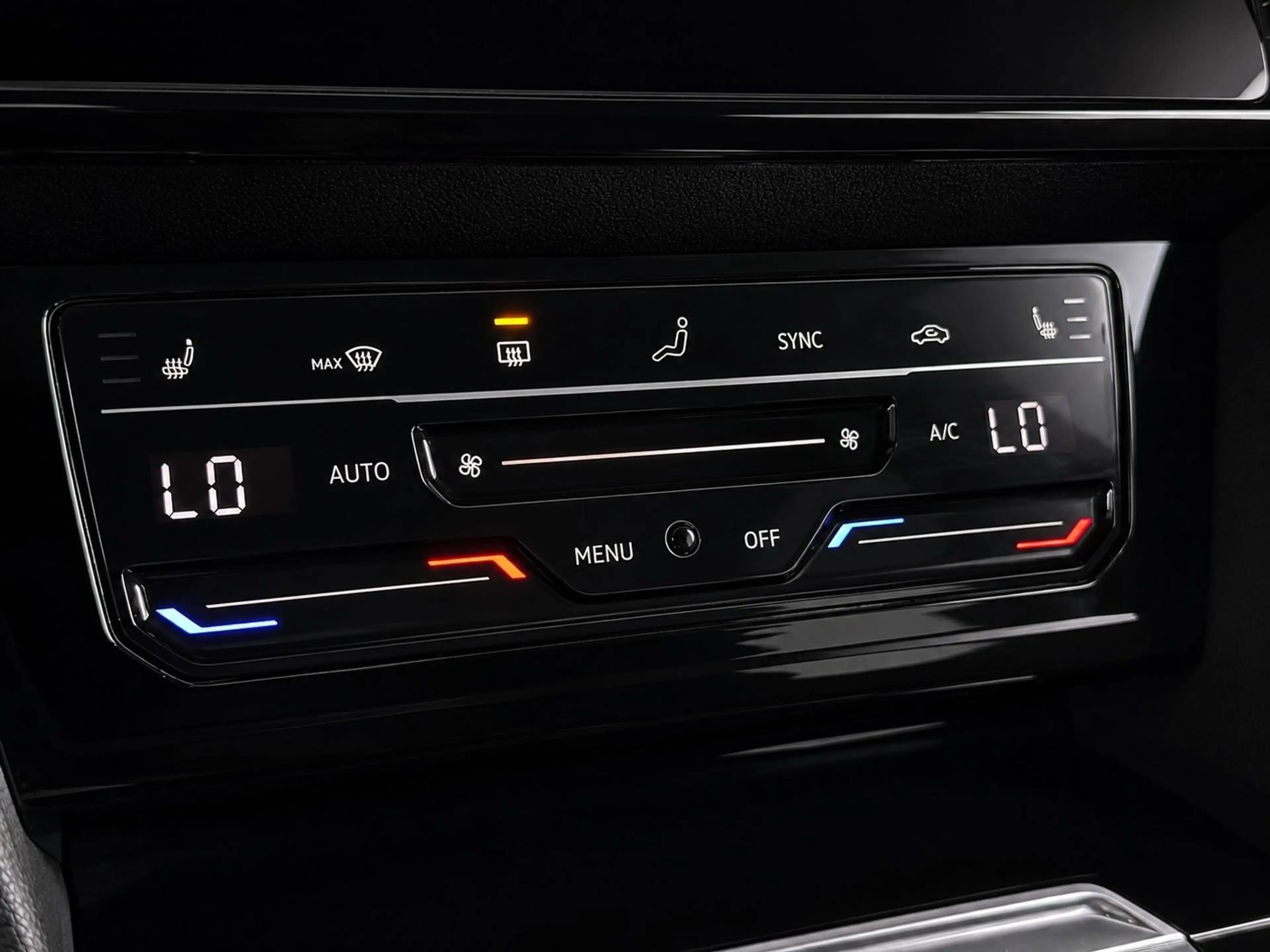 Volkswagen Arteon Shooting Brake R-Line — photo 13