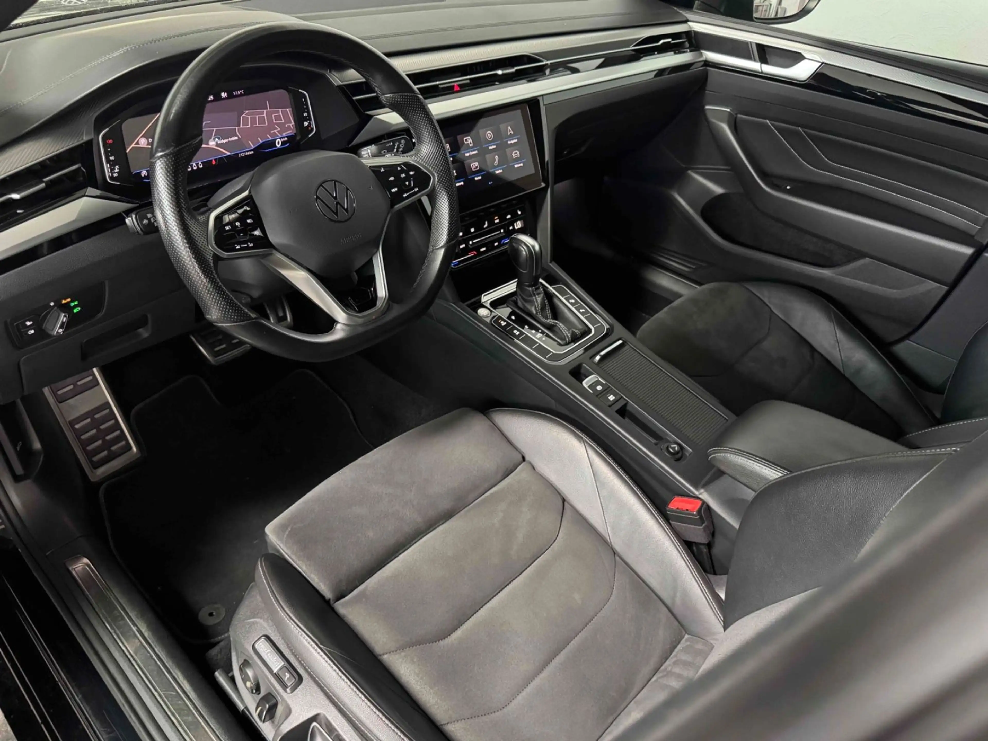 Volkswagen Arteon Shooting Brake R-Line — photo 10
