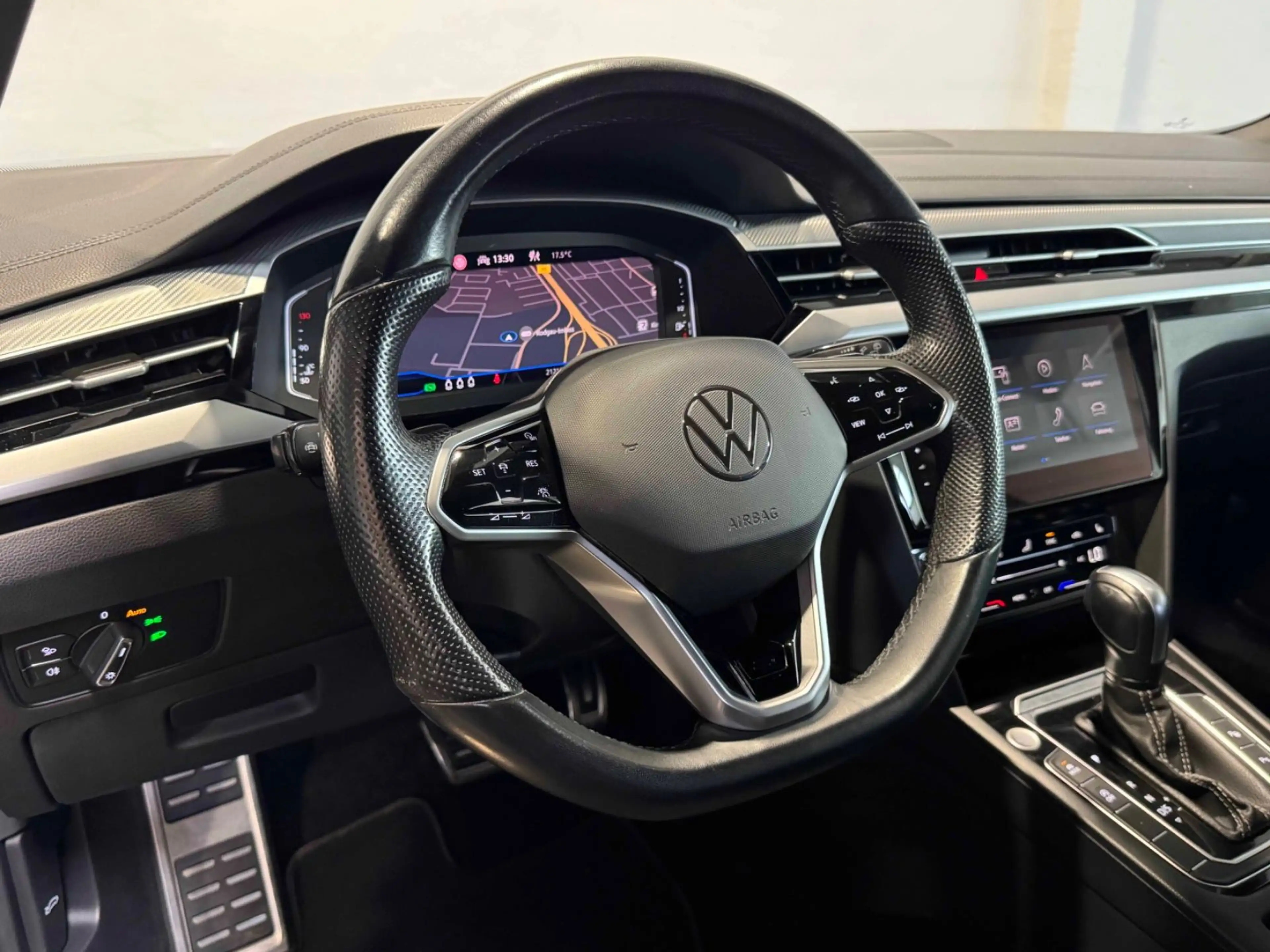 Volkswagen Arteon Shooting Brake R-Line — photo 9