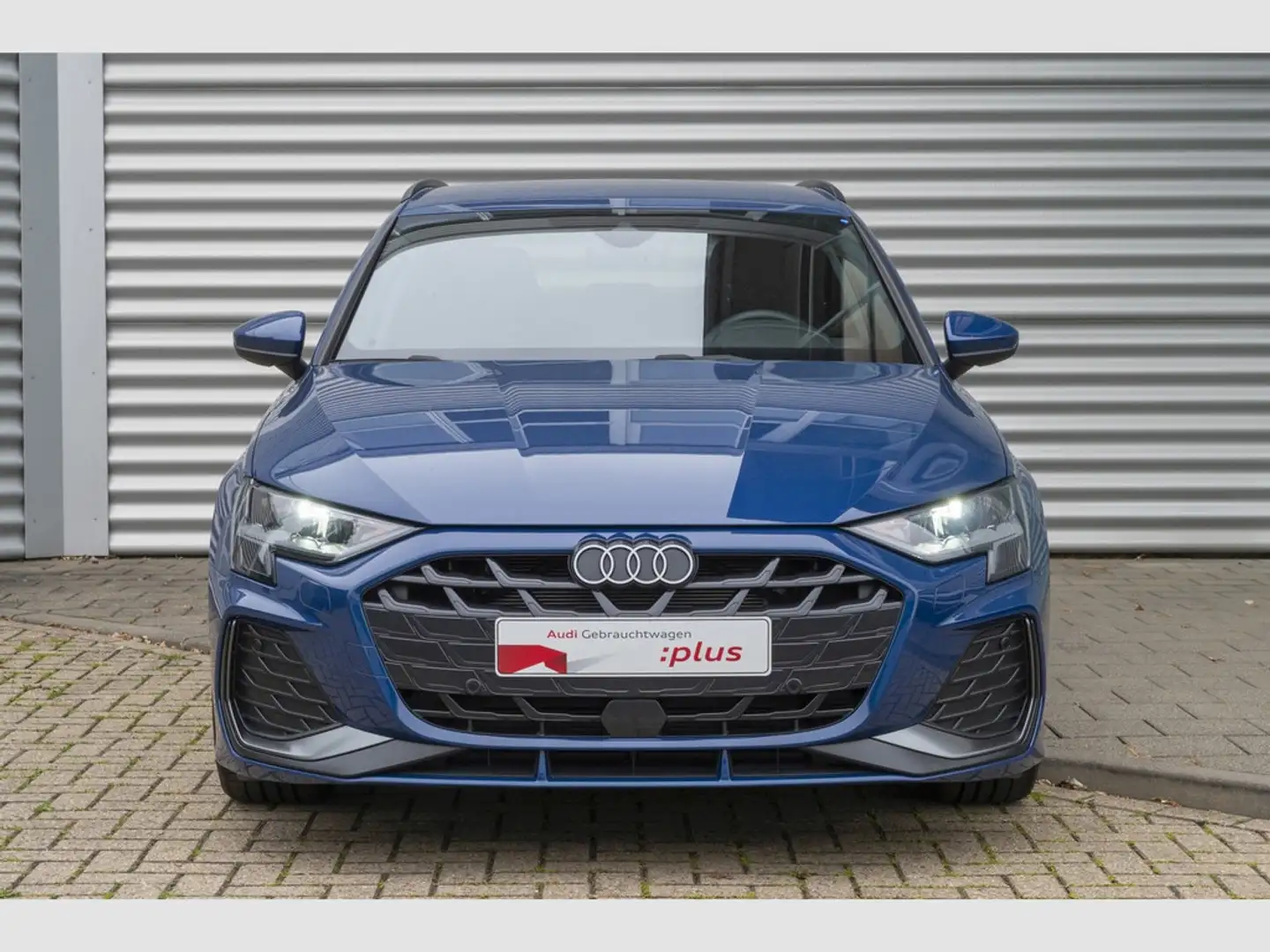 Audi A3 Sportback S line 30 TFSI S tronic AHK*Navi*Virtual Blau - 2